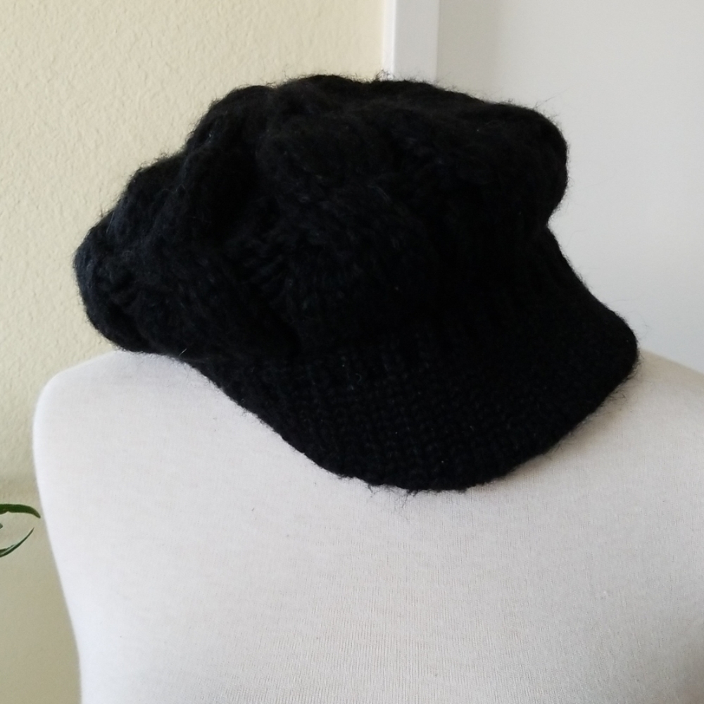 Aqua Black Knitted Beanie With Petit Visor